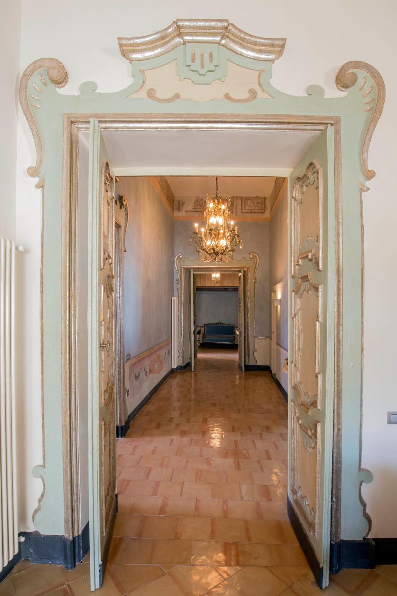 Starhost - Dimora Copeta Apartment Salerno Bagian luar foto