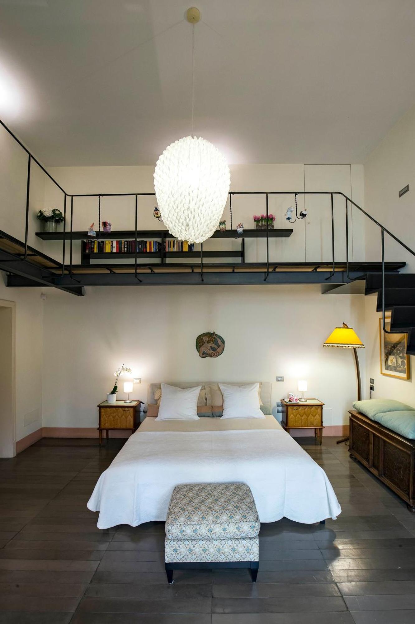 Starhost - Dimora Copeta Apartment Salerno Bagian luar foto