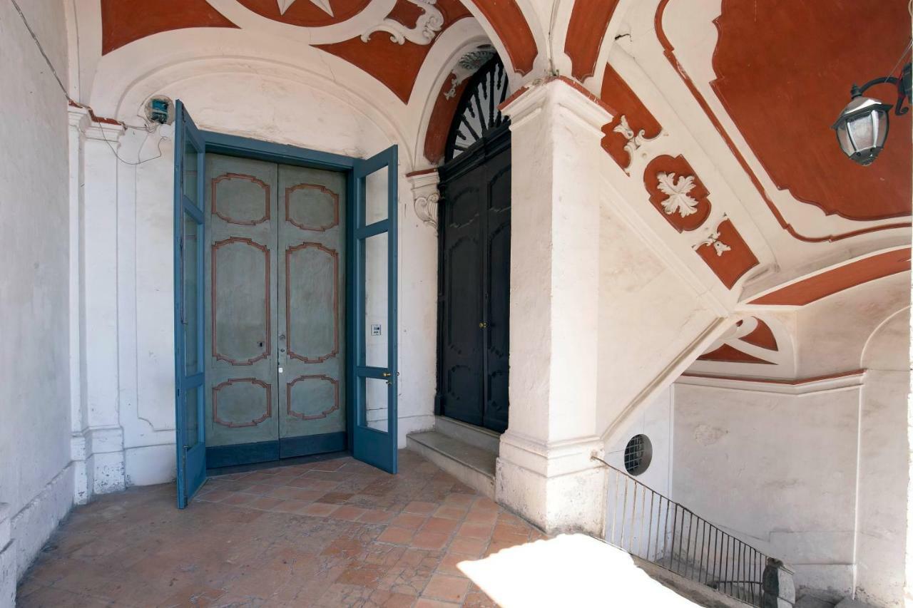 Starhost - Dimora Copeta Apartment Salerno Bagian luar foto